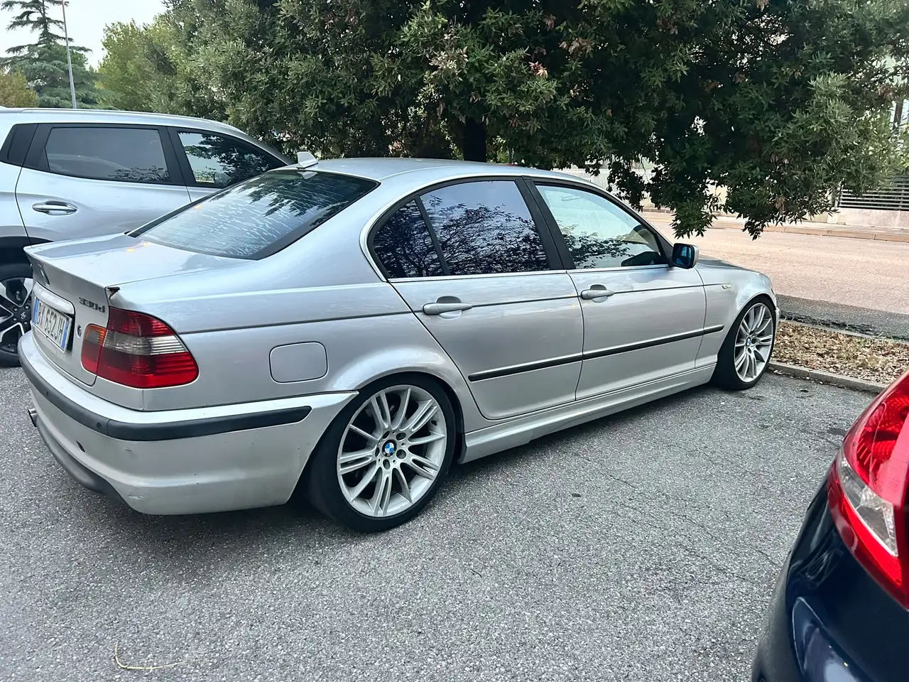 BMW 330d, foto 1