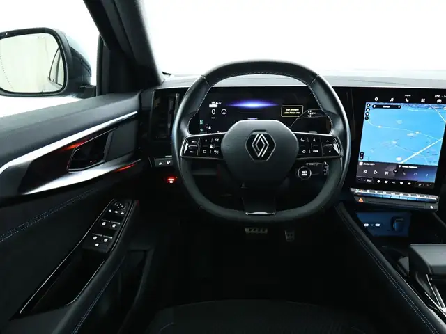 Renault Austral view 10