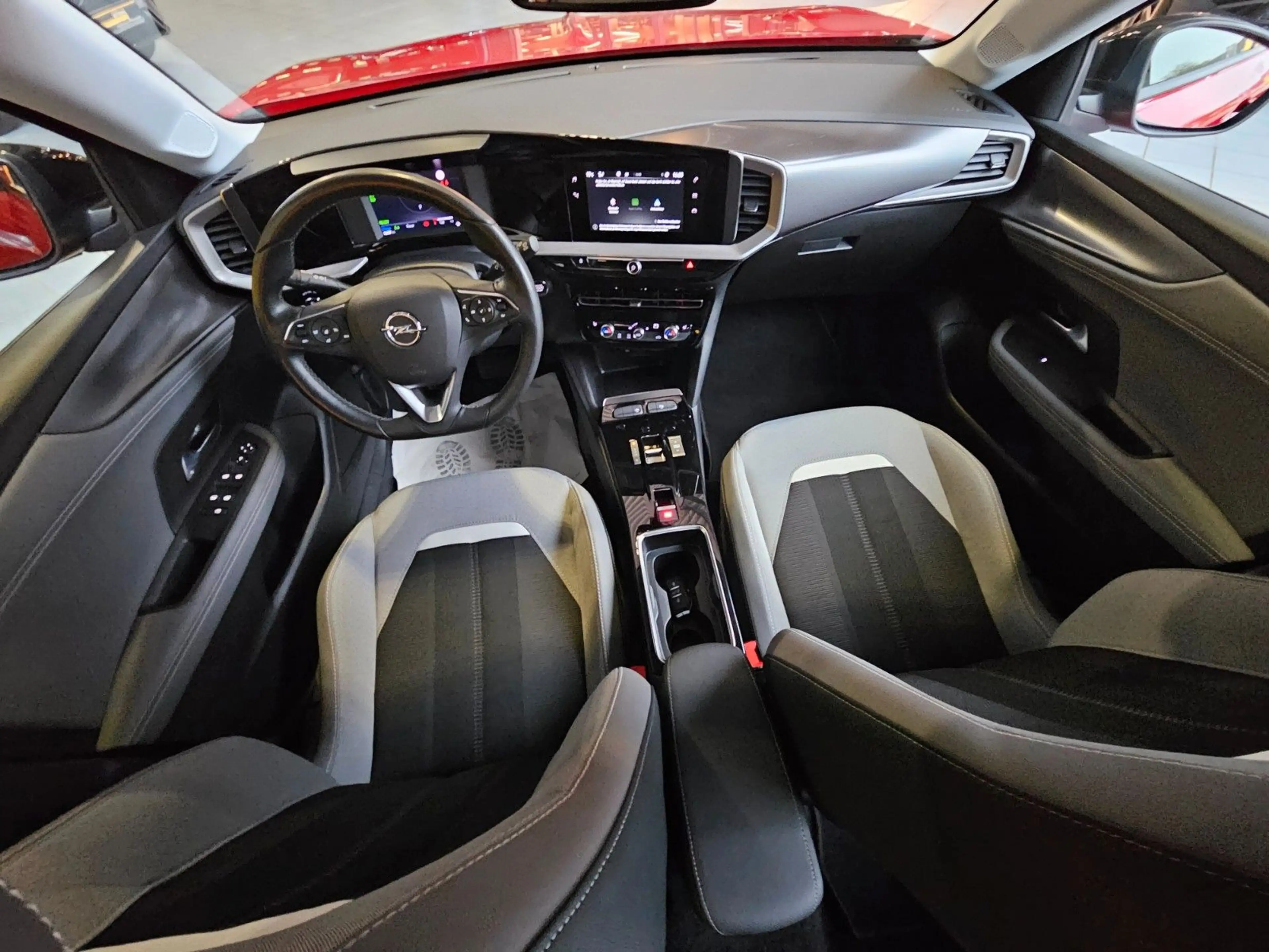 Opel Mokka e Elegance Kamera LED Sitz&Lenkradheizung — photo 8