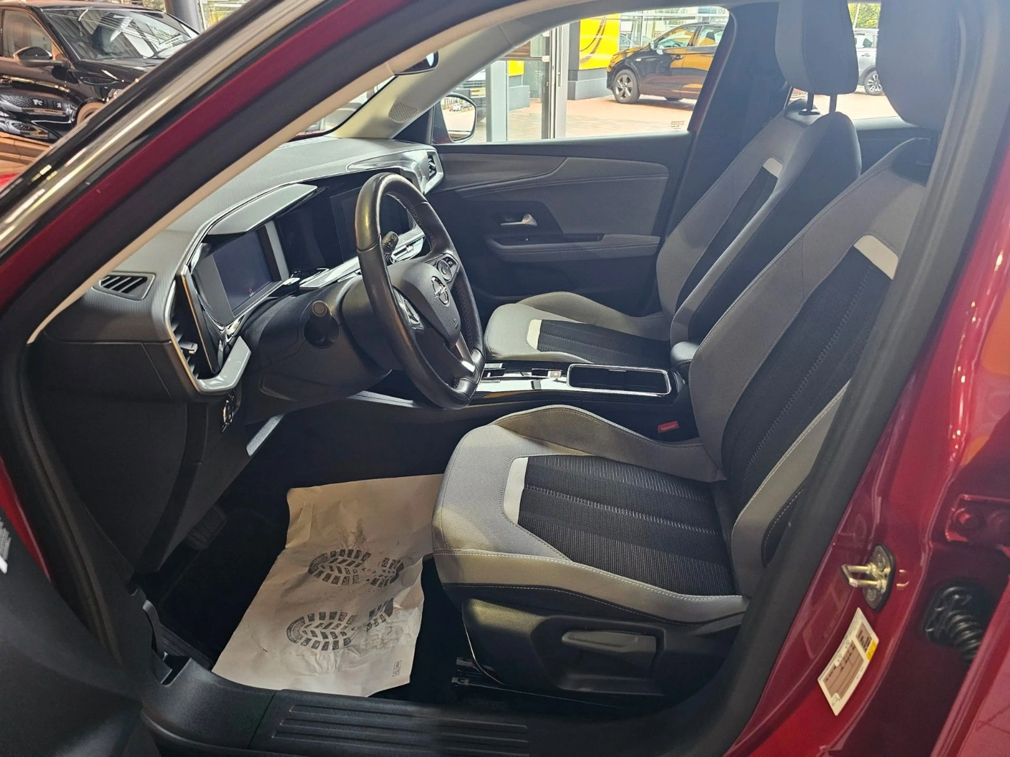 Opel Mokka e Elegance Kamera LED Sitz&Lenkradheizung — photo 6