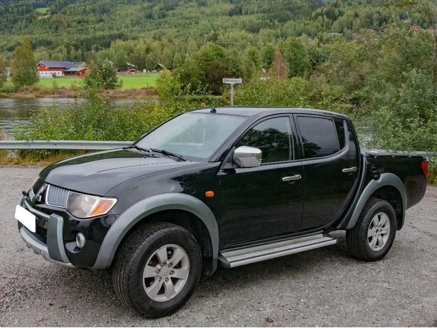 Mitsubishi L200 2.5 Turbo int. Intense 4WD - 1