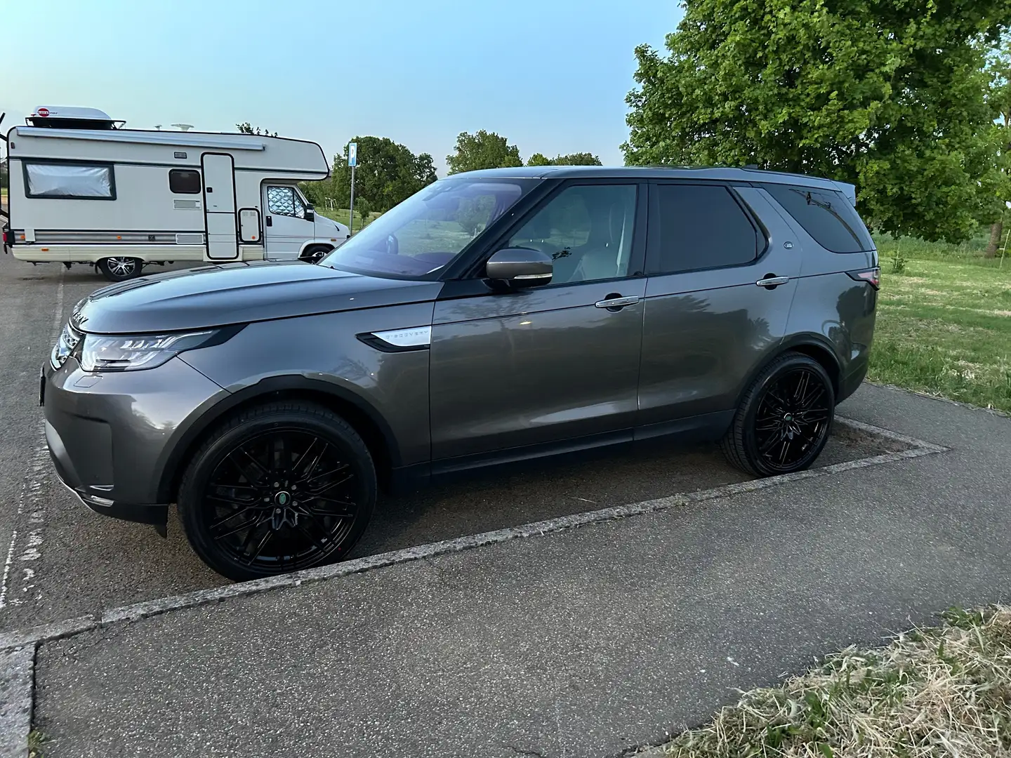 Land Rover Discovery Land Rover Discovery V HSE Luxury Grigio - 2