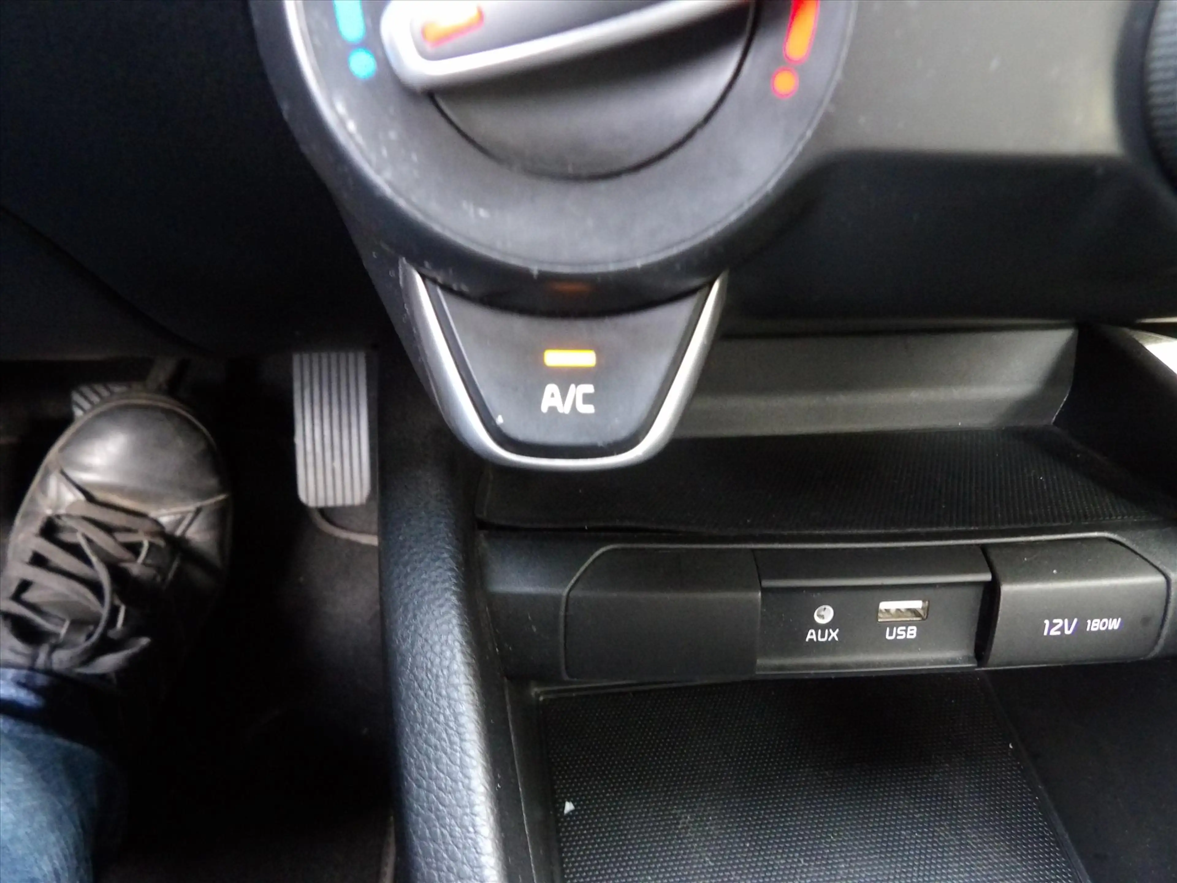 Kia Rio 1.0 Turbo ComfortPlusLine Navigator Org. Ned. — photo 30