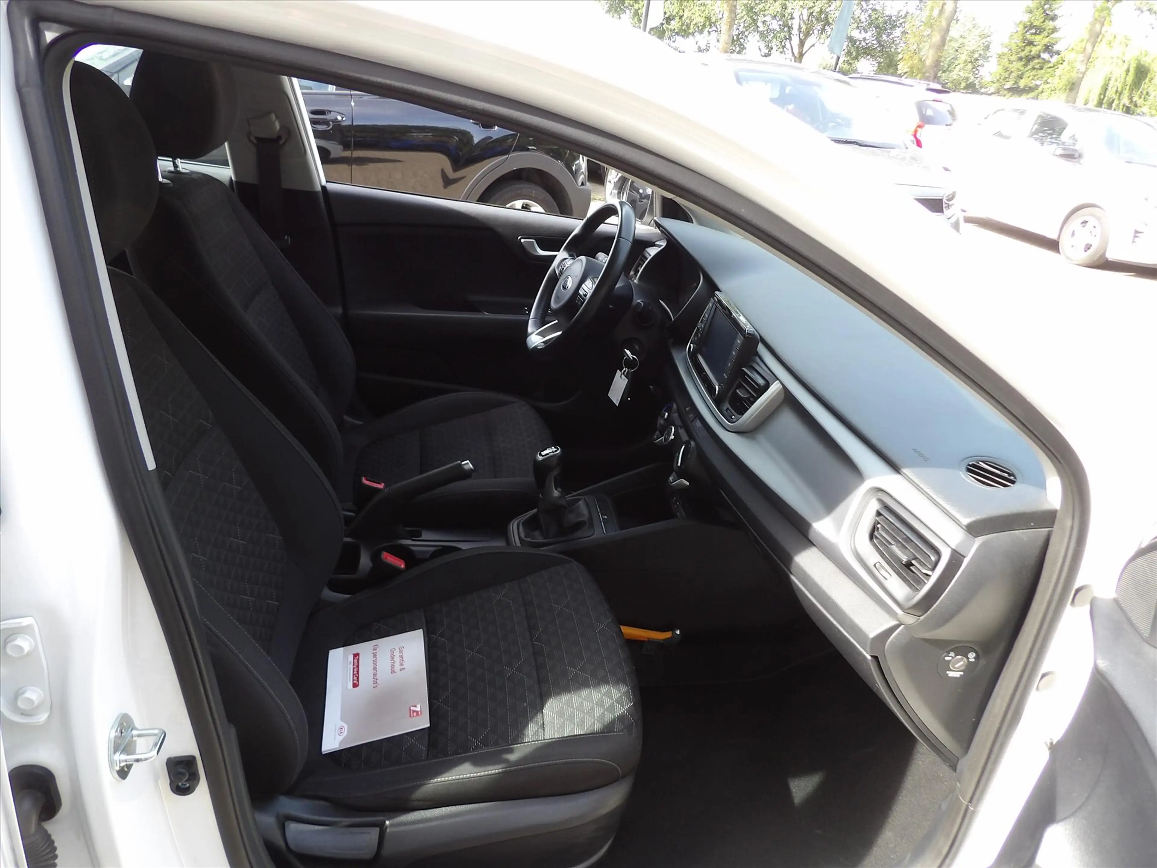 Kia Rio 1.0 Turbo ComfortPlusLine Navigator Org. Ned. — photo 18