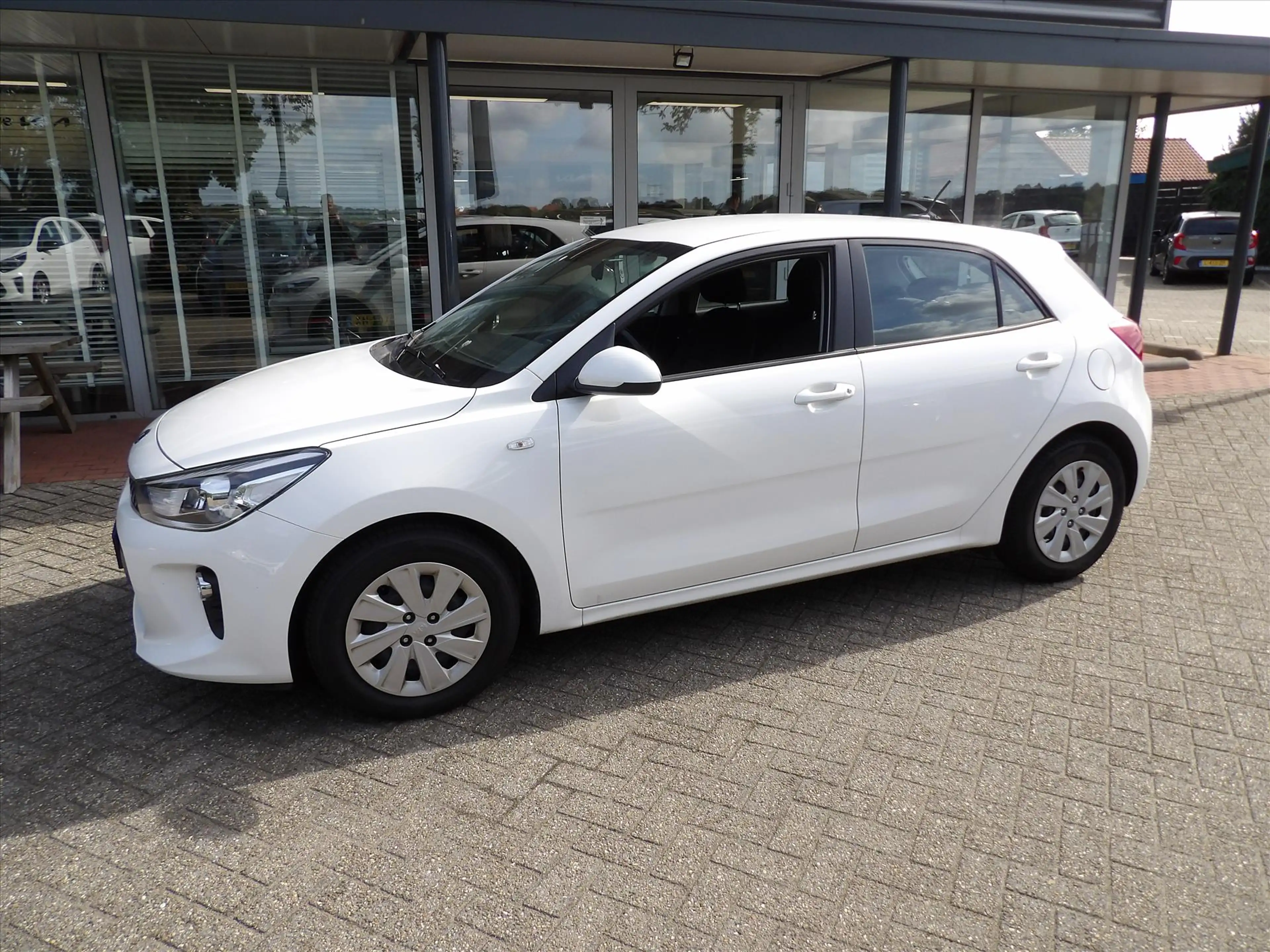 Kia Rio 1.0 Turbo ComfortPlusLine Navigator Org. Ned. — photo 2