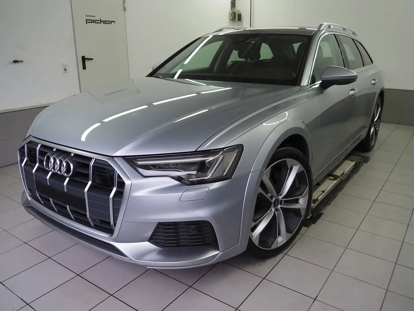 Audi A6 allroad 50 TDI quattro Silber - 1