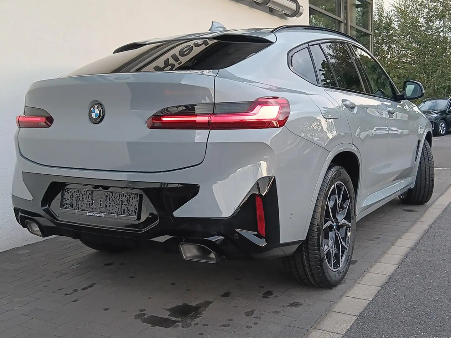 BMW X4 xDrive20i M Sportpaket*HIFI*ACC*adapLED*PDC* Szürke - 2