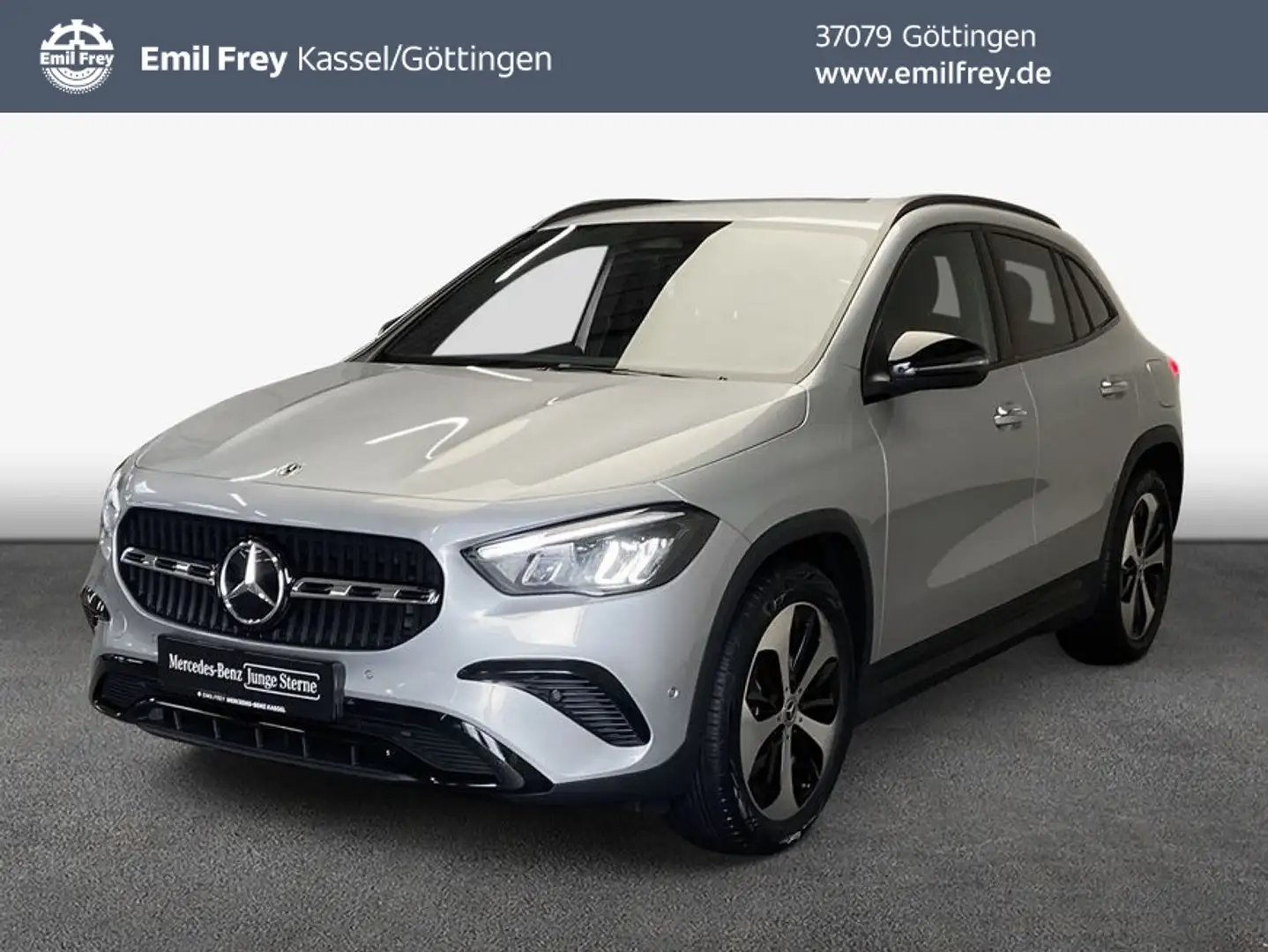 Mercedes-Benz GLA 180 GLA Silber - 1