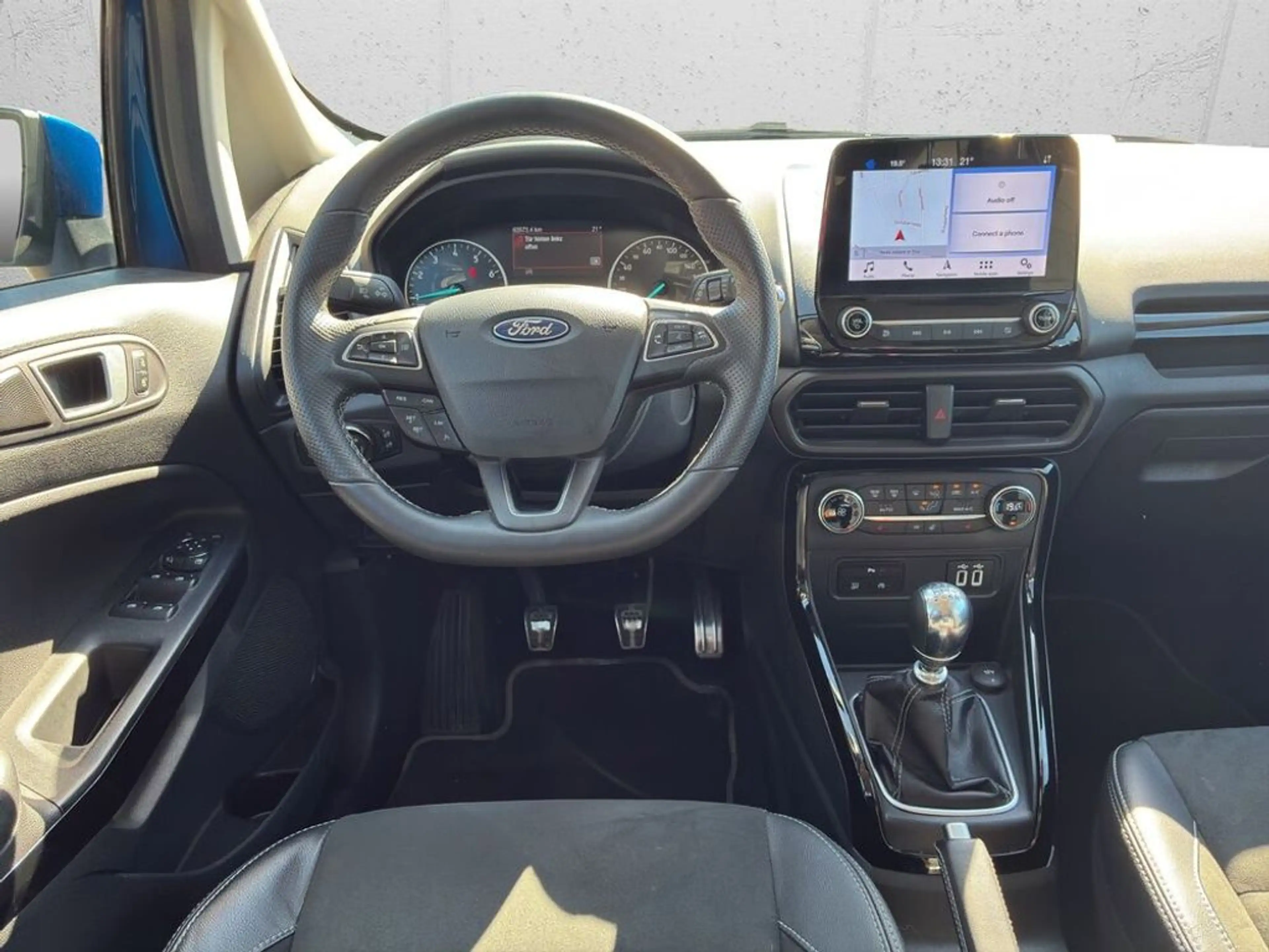 Ford EcoSport ST-Line — photo 12