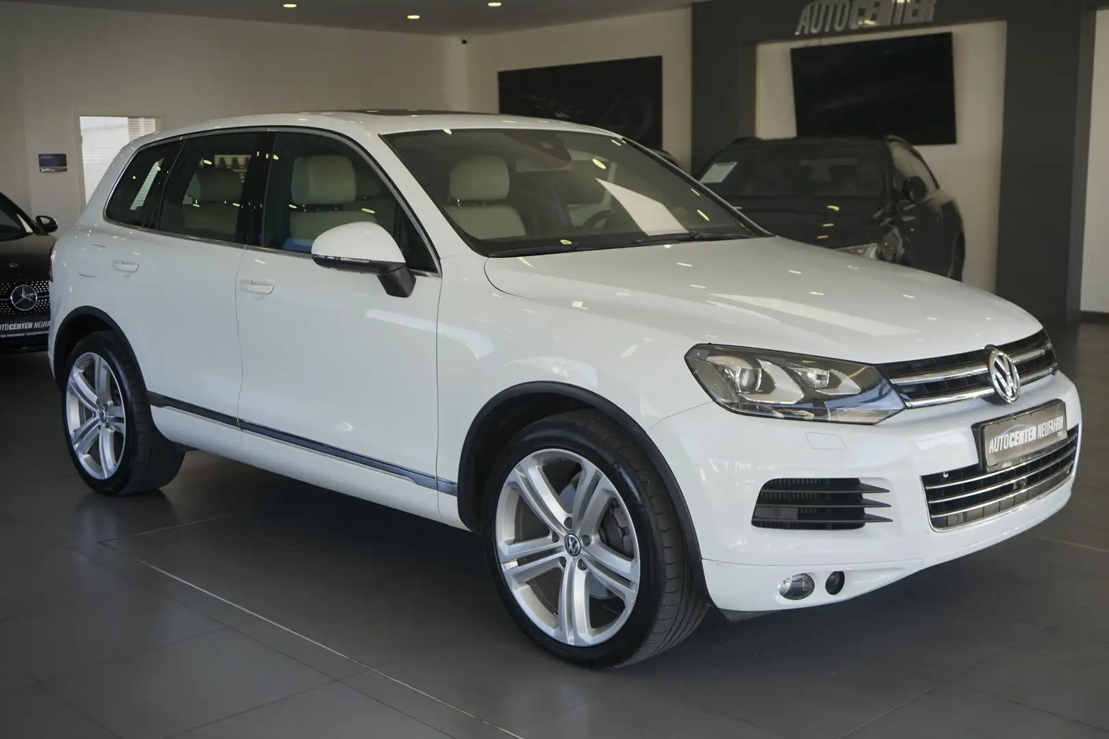 Volkswagen Touareg EXCLUSIVE V8 TDI+NAVI+360°KAMERA+SUND SYS Blanc - 1
