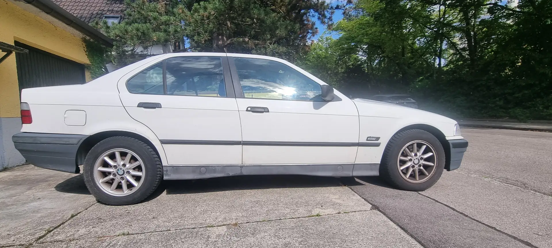 BMW 316 3er 316i Білий - 1