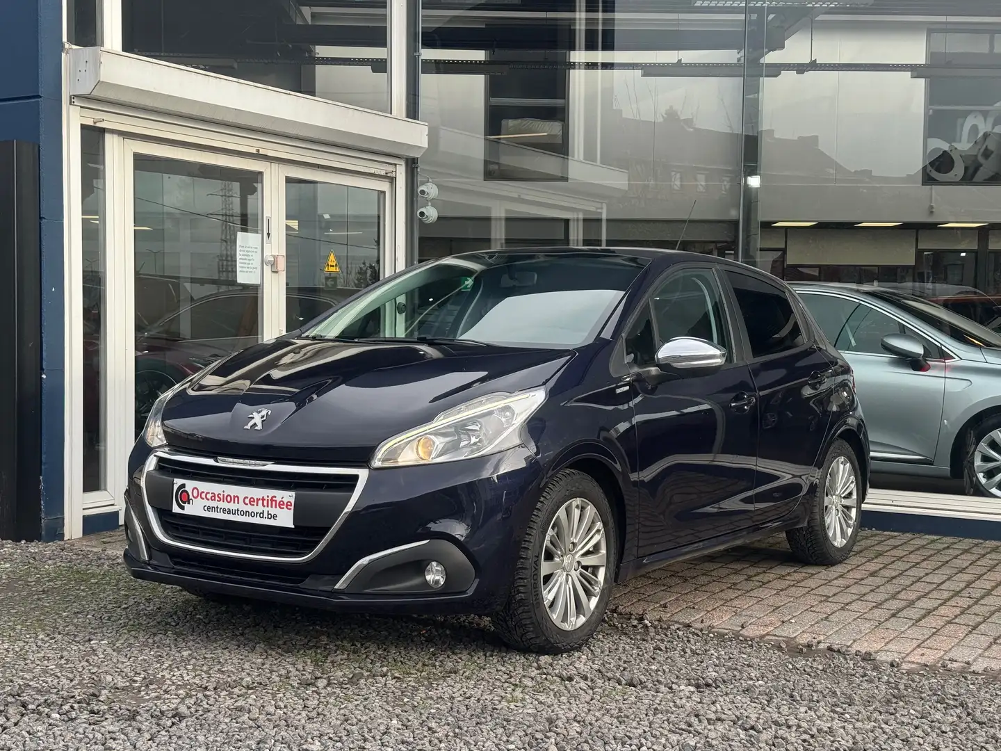Peugeot 208 208 1.2i PureTech Style Bleu - 1
