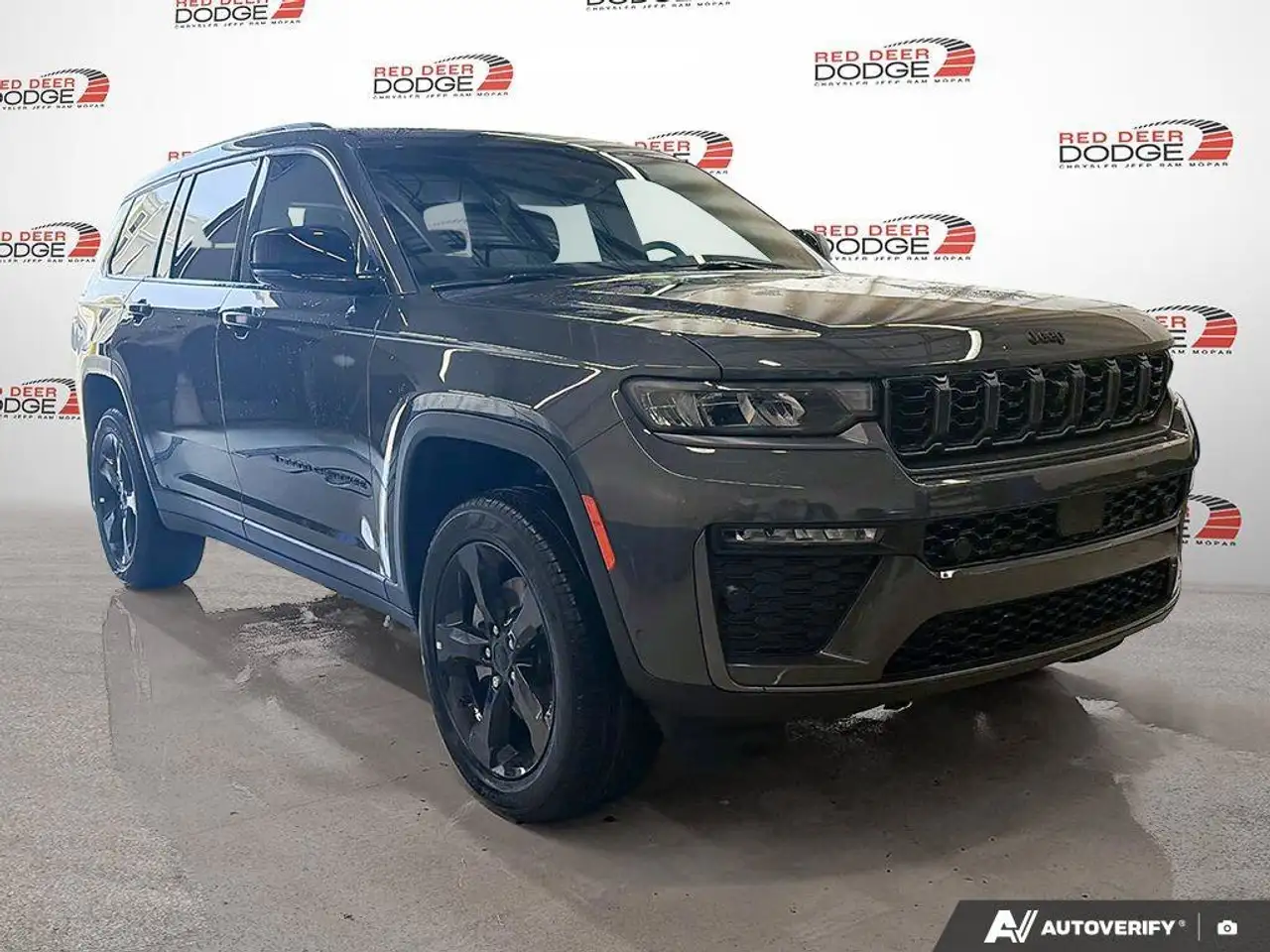 Jeep Grand Cherokee photo Jeep Grand Cherokee