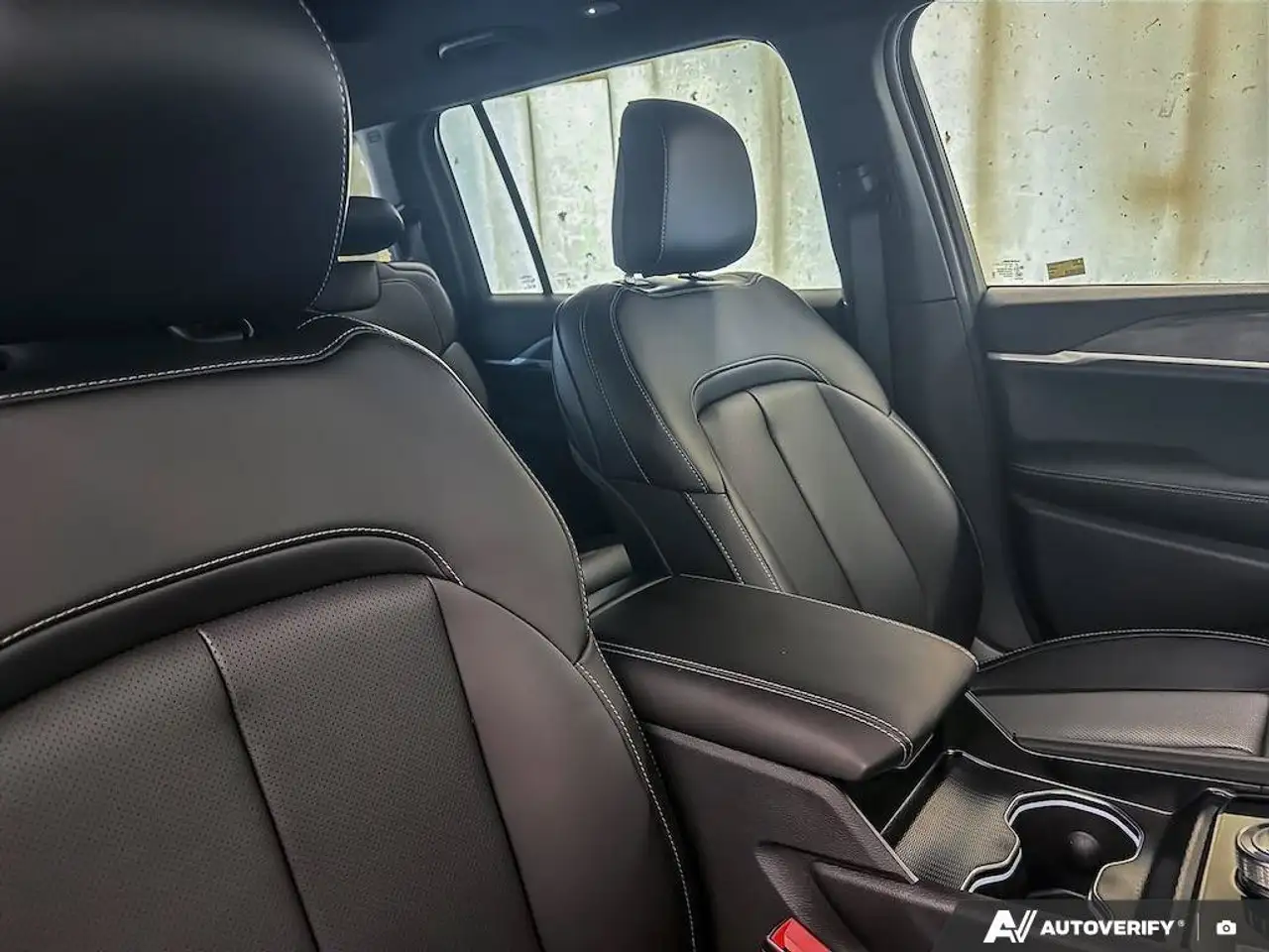 Jeep Grand Cherokee photo Jeep Grand Cherokee
