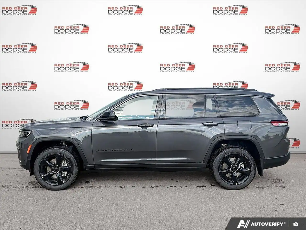 Jeep Grand Cherokee photo Jeep Grand Cherokee