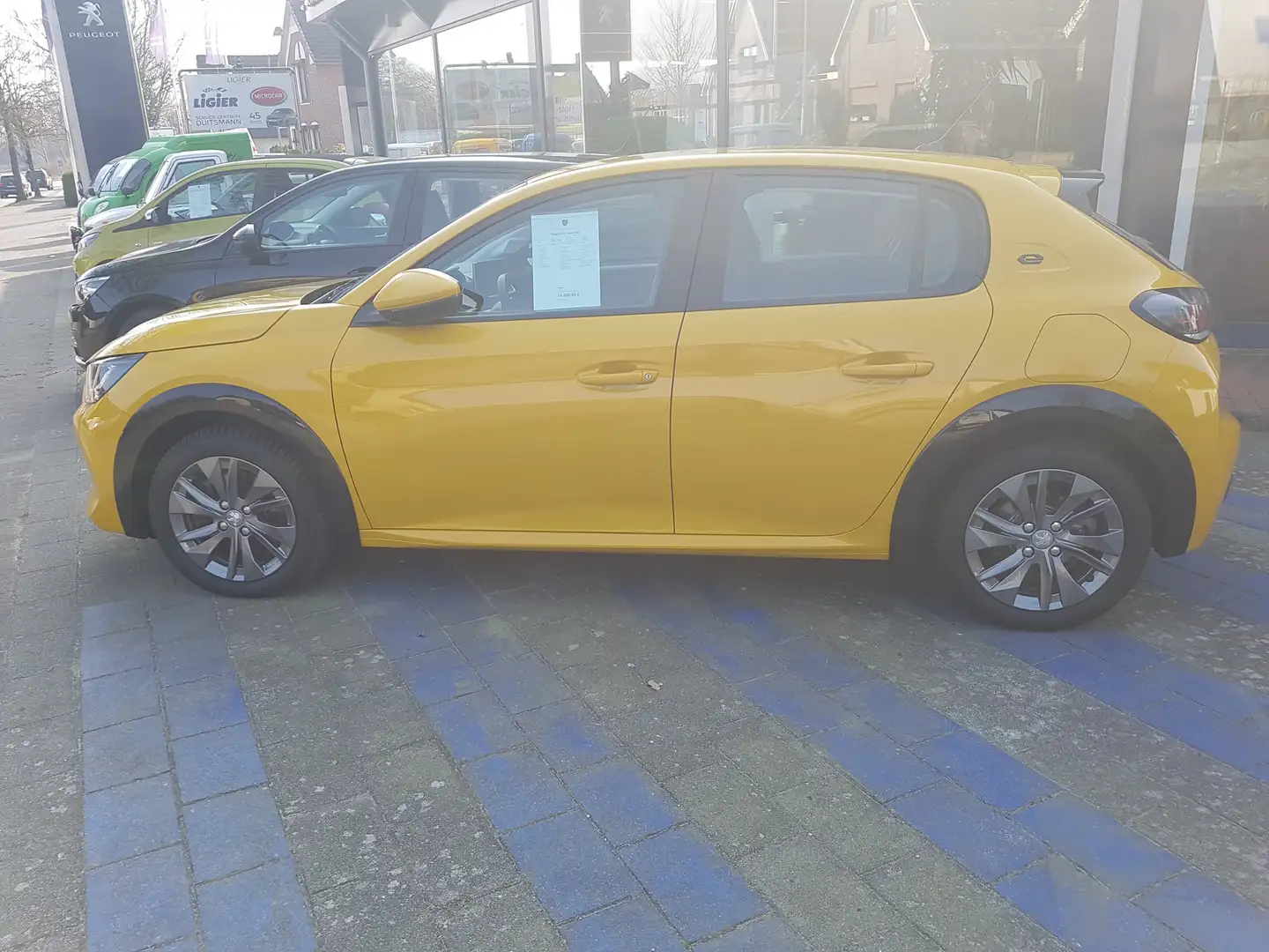 Peugeot 208 e- Active Pack++EPH++Tempomat - 2