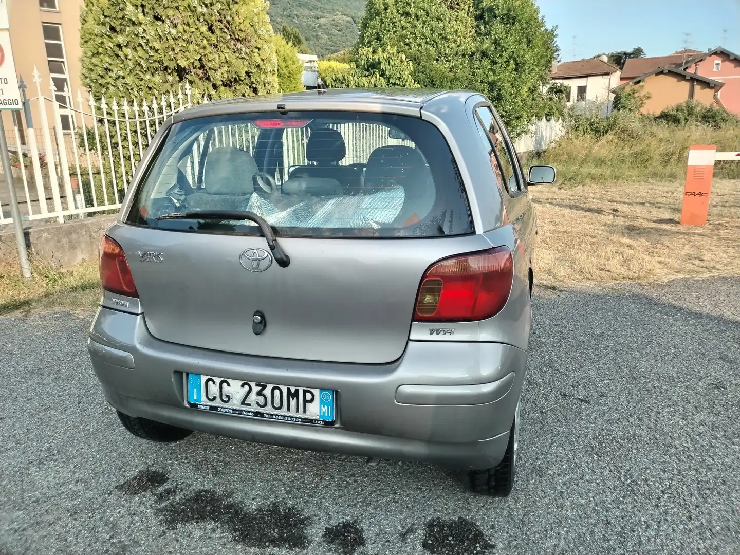 Toyota Yaris 5p 1.0 - 2