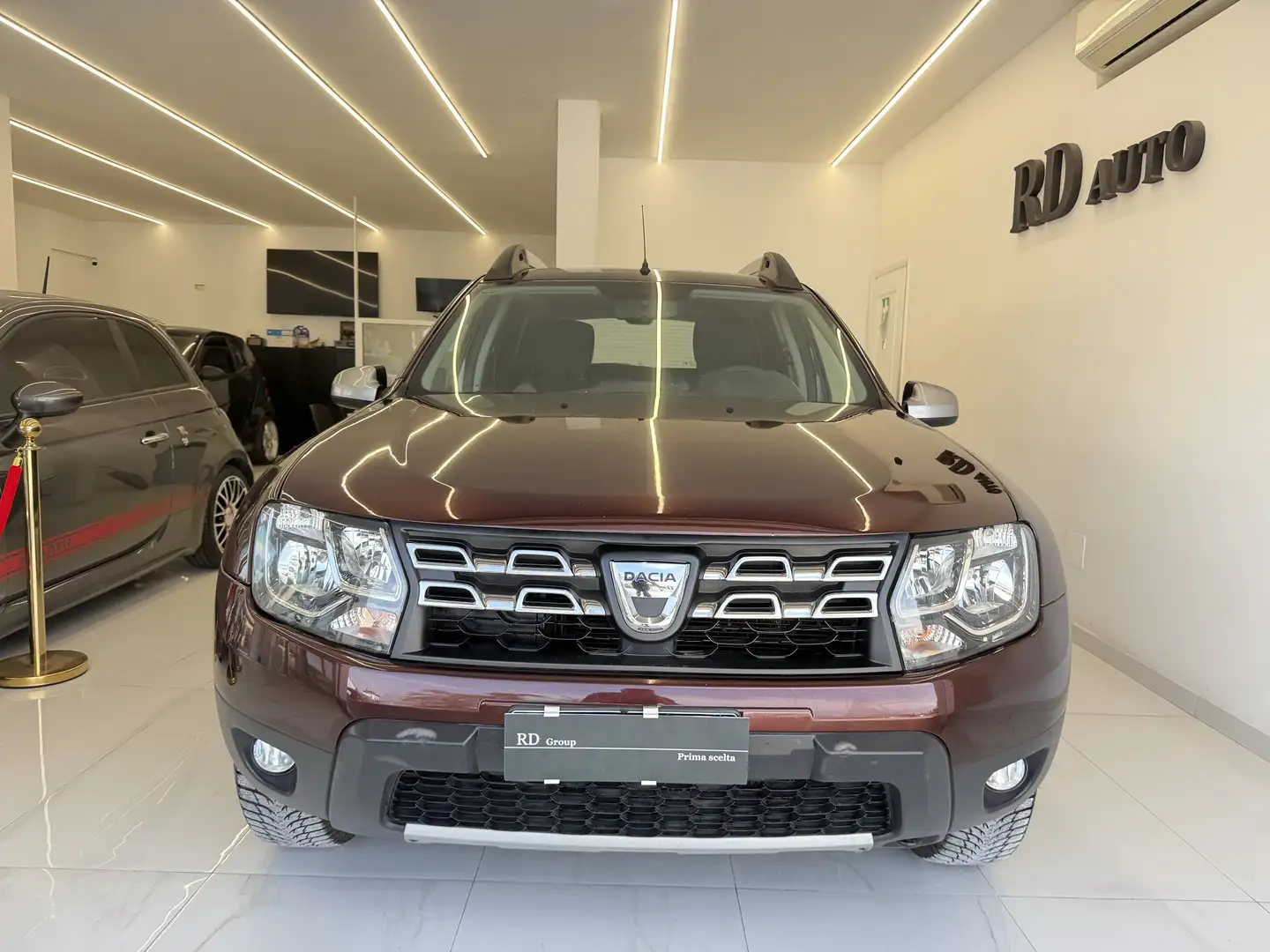 Dacia Duster 1.6 Laureate Gpl 4x2 s&s 115cv Marrone - 2