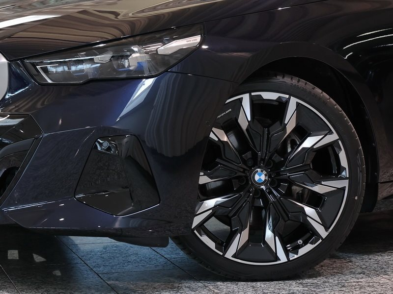 BMW 540 d xDrive M Sport Pano. B&O 360° DrivAsProf — photo 14