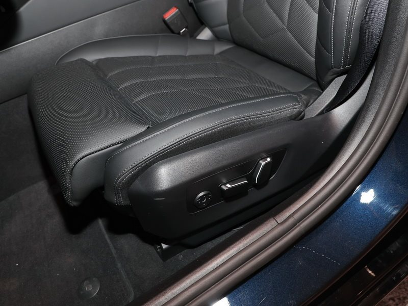 BMW 540 d xDrive M Sport Pano. B&O 360° DrivAsProf — photo 11
