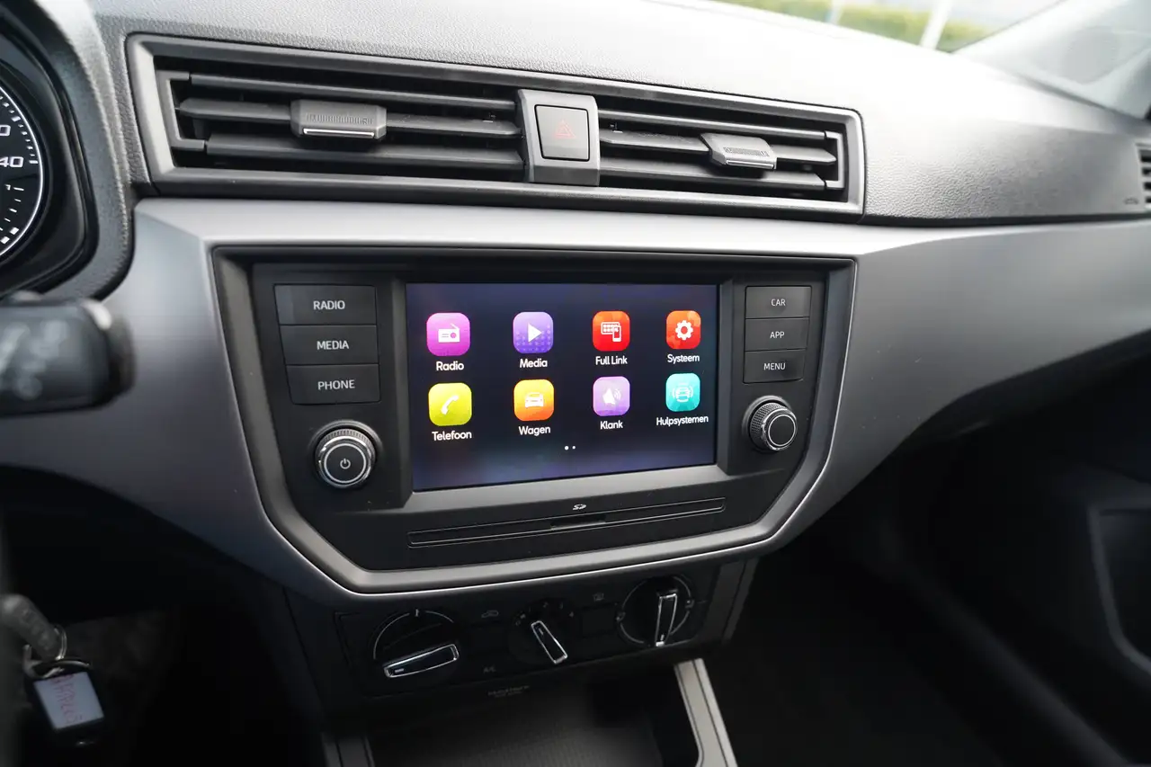 SEAT Ibiza 1.0i MPI Full Link Cruise AppleAndroid DAB tuner Alu velgen Privacy Parkeersensoren Frontassist GPS, миниатюра 24