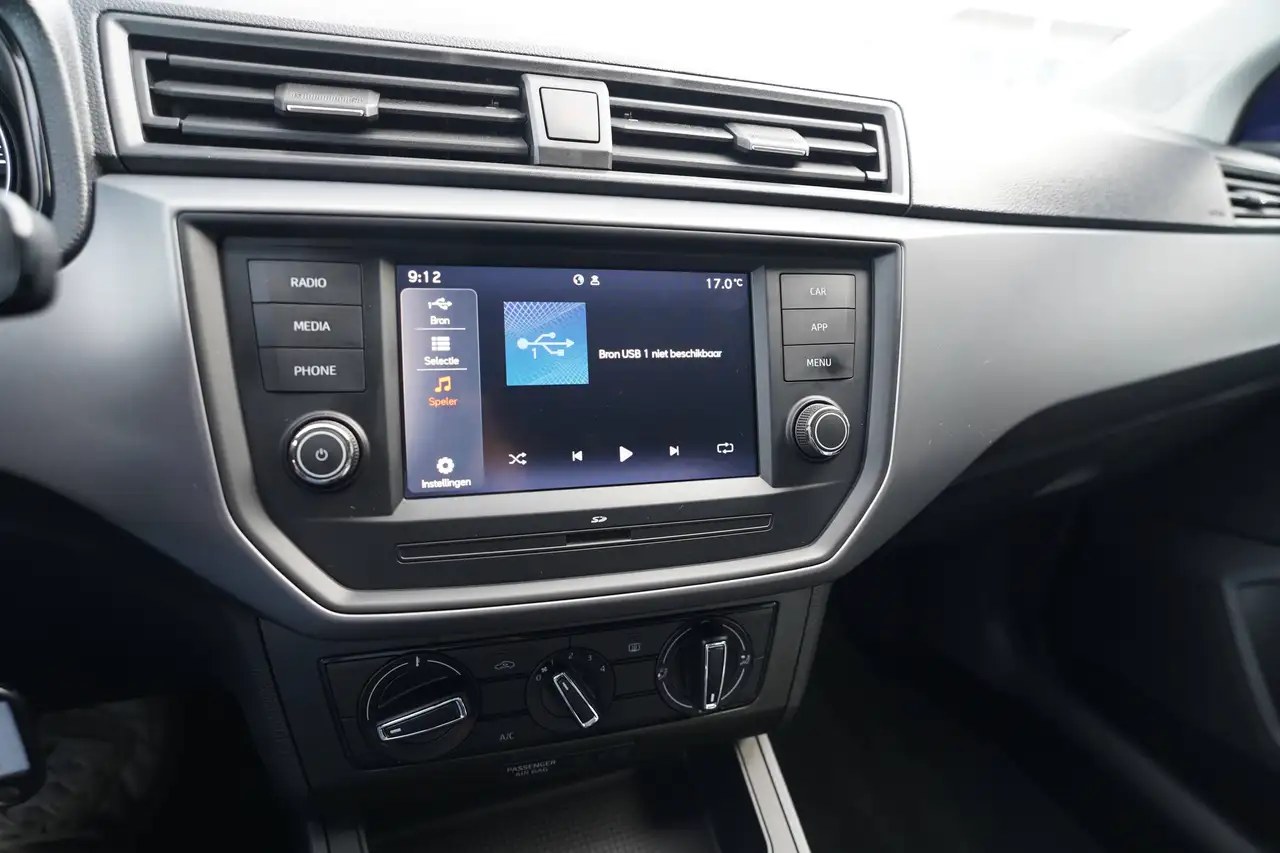 SEAT Ibiza 1.0i MPI Full Link Cruise AppleAndroid DAB tuner Alu velgen Privacy Parkeersensoren Frontassist GPS, миниатюра 22