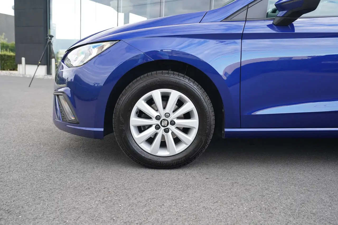 SEAT Ibiza 1.0i MPI Full Link Cruise AppleAndroid DAB tuner Alu velgen Privacy Parkeersensoren Frontassist GPS, миниатюра 7