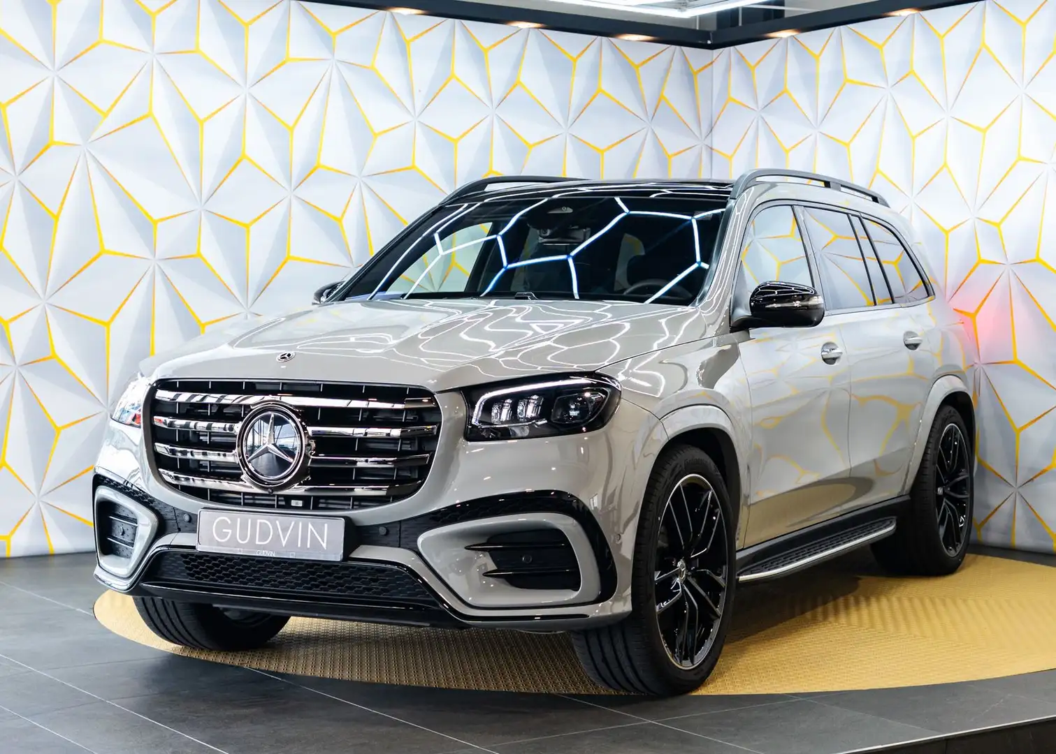 Mercedes-Benz GLS 450 d/AMG/Ultimate/Burmester/Nappa/STOCK Gris - 2