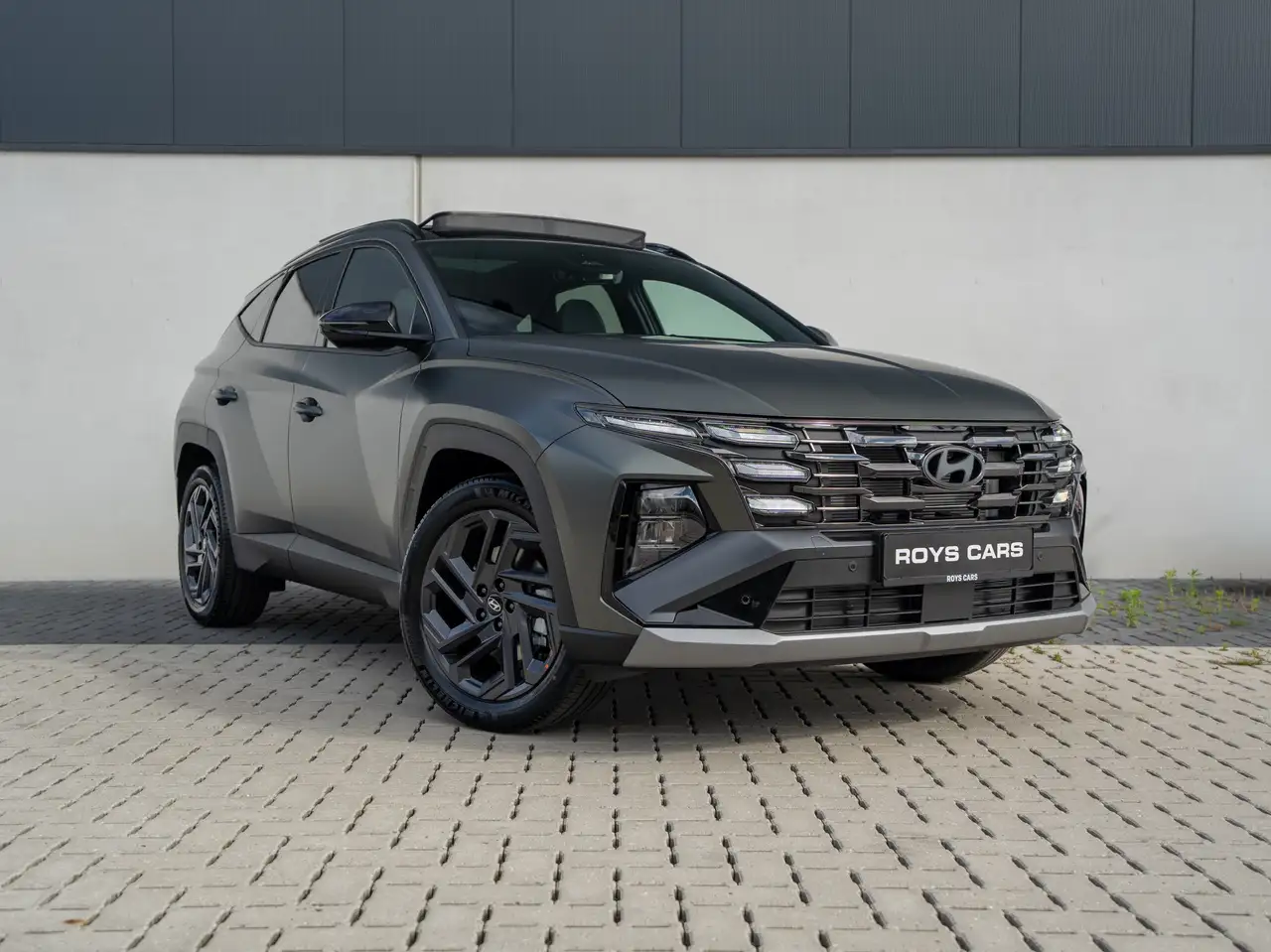 Hyundai TUCSON 1.6 T-GDi BLACK EDITION/PANO/CAMERA/KEYLESS/ZETELVERWARMING/LED/5 JAAR FABRIEKSGARANTIE, миниатюра 2