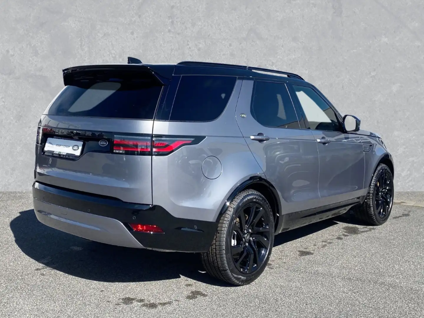 Land Rover Discovery D300 R-Dynamic SE  StandHZG AHK-el. klappb. Grijs - 2