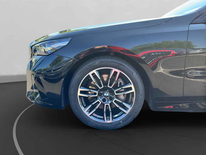BMW 540 d xDrive Limousine M Sportpaket Head-Up DAB — photo 15