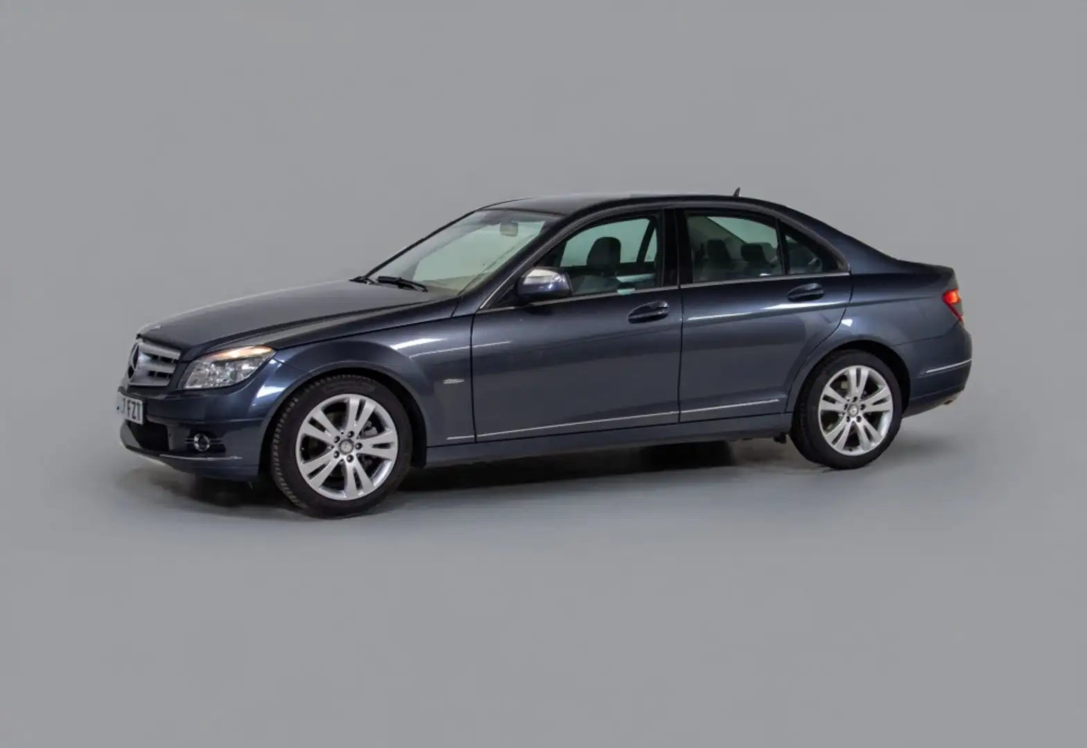 Mercedes-Benz C 200 K Avantgarde Aut. Gris - 1