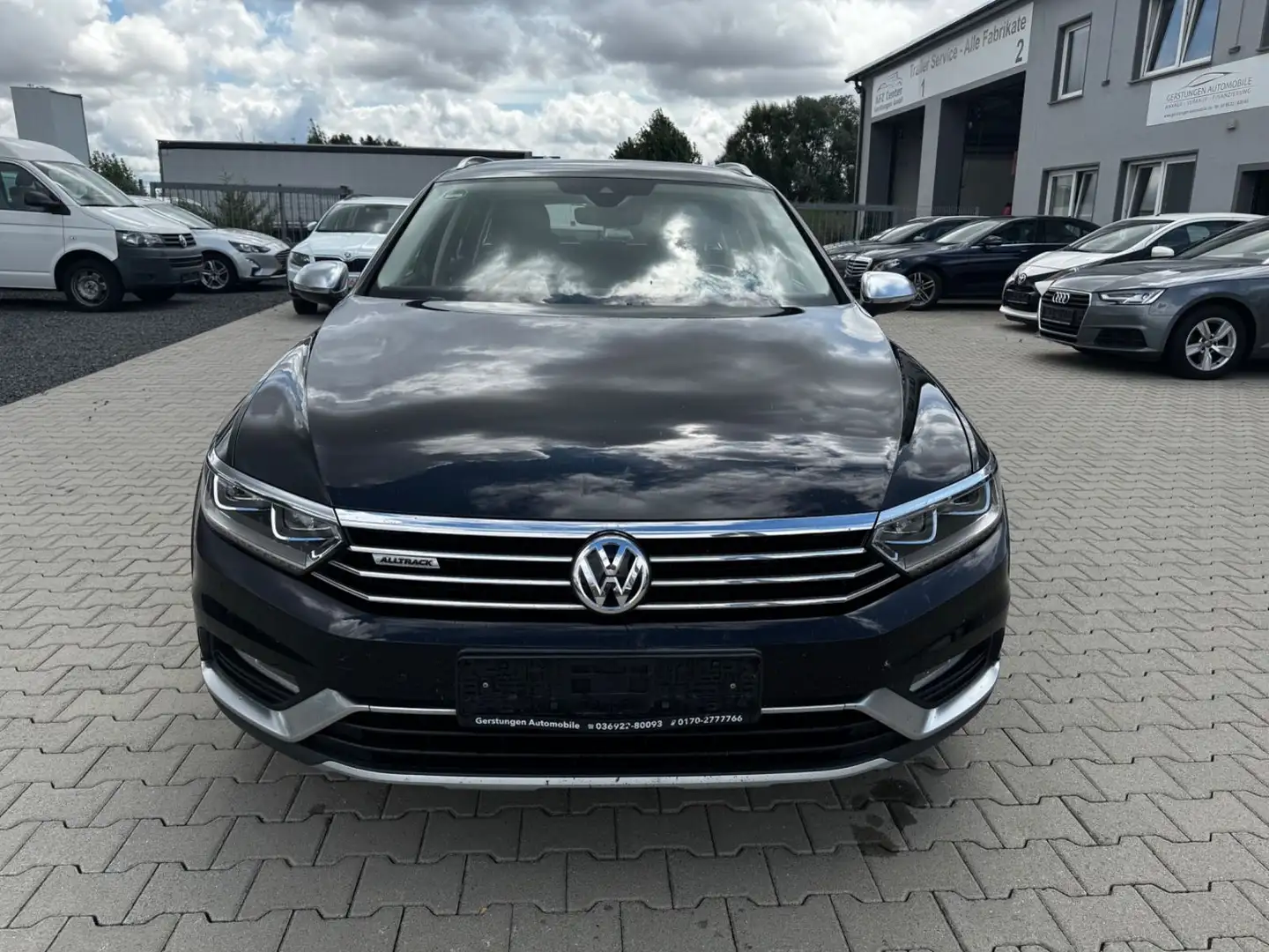 Volkswagen Passat Variant PASSAT VARIANT ALLTRACK 4MOTION LED NAVI PDC SHZ Schwarz - 2