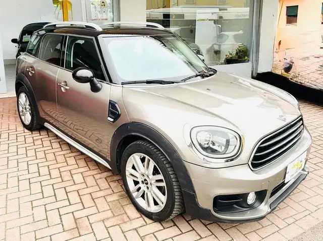 MINI Cooper D Countryman Mini Countryman F60 2017 2.0 Hype auto my18