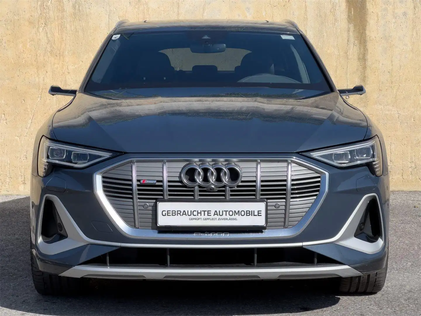 Audi e-tron SB 55 quattro S-line Bleu - 2
