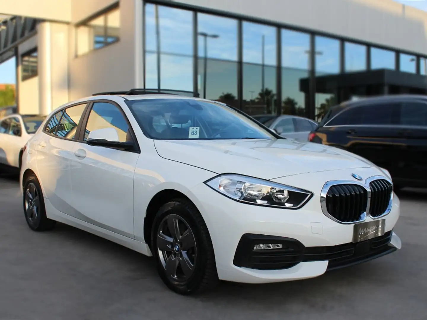 BMW 118 Business Advantage 140cv Bianco - 1