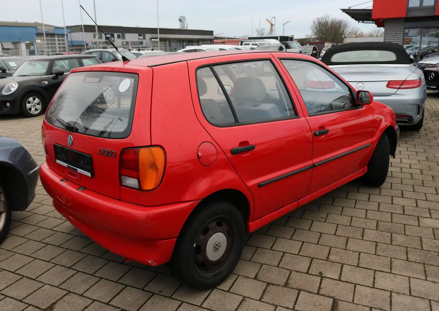 Volkswagen Polo III (6N1) 1.4L Automatik - nur 49.964km! Rot - 2