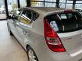 Hyundai i30 1.6 Comfort Klima Sitzh. Alu Argent - thumbnail 38
