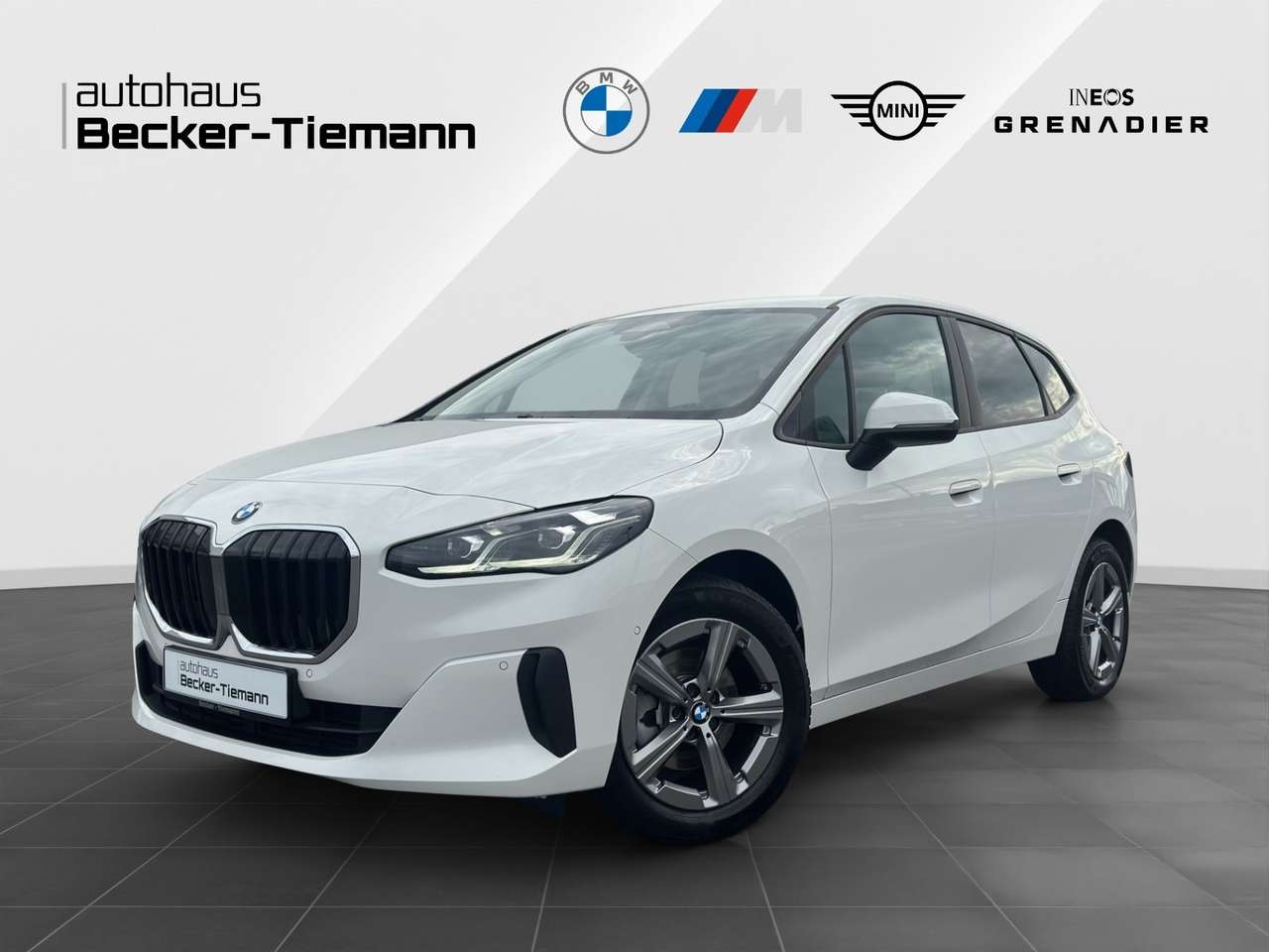 BMW 218 2023 — i Active Tourer Aut. Navi/CarPlay/AHK/Driving+/Par