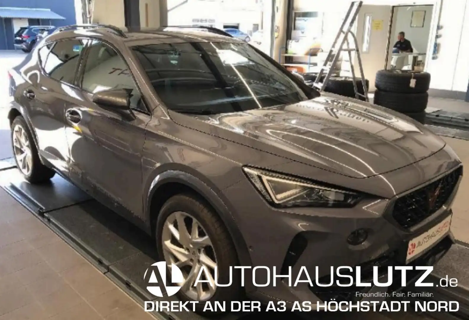 CUPRA Formentor CUPRA Formentor Priority 1.4 e-Hybrid 150  [...] Grau - 1