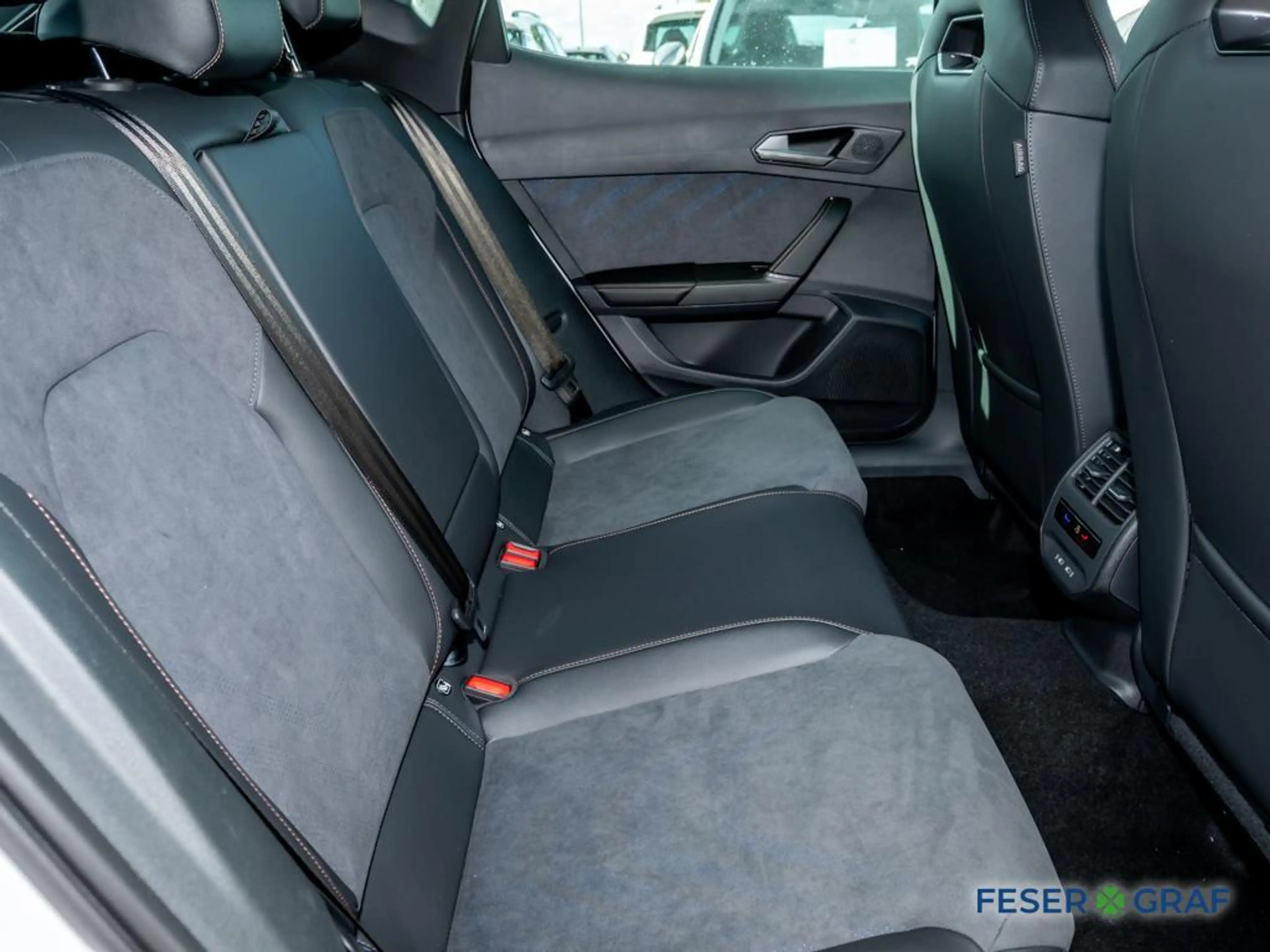 CUPRA Formentor VZ 2.0 TSI 4Drive PANO/SENNHEISER/AHK — photo 10