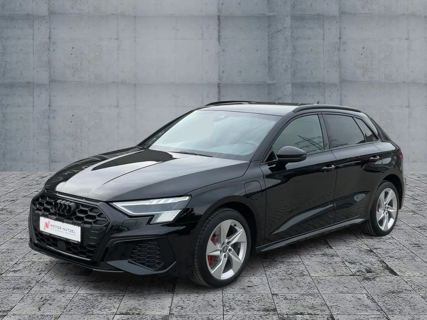 Audi A3 40 TFSI e S-TR S-LINE MATRIX+NAVI Schwarz - 2
