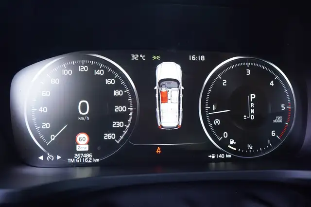 Volvo V60 view 4