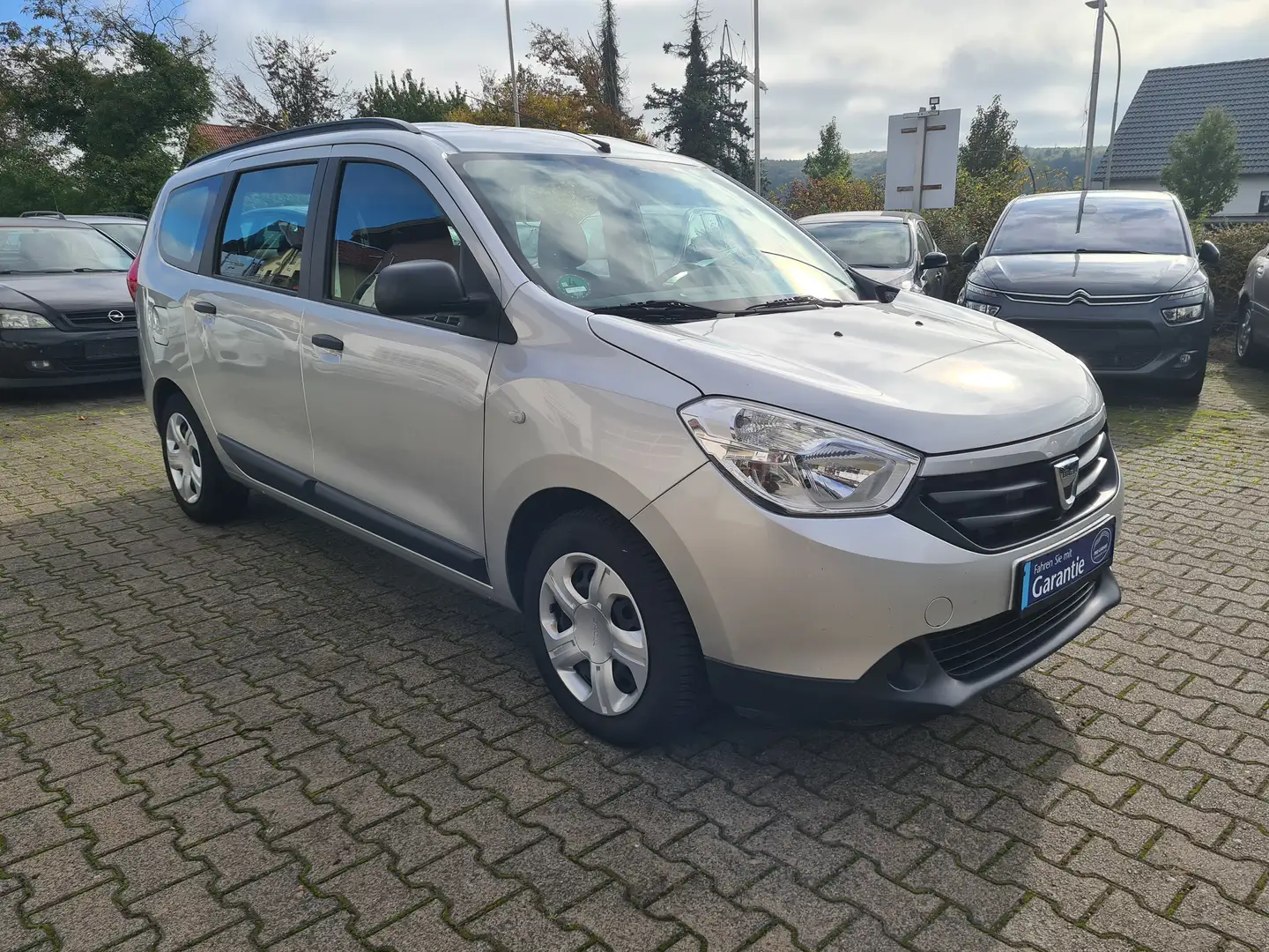 Dacia Lodgy Ambiance Silber - 2