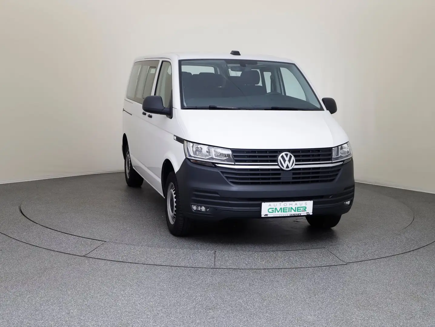 Volkswagen T6.1 Transporter Kombi TDI Weiß - 2