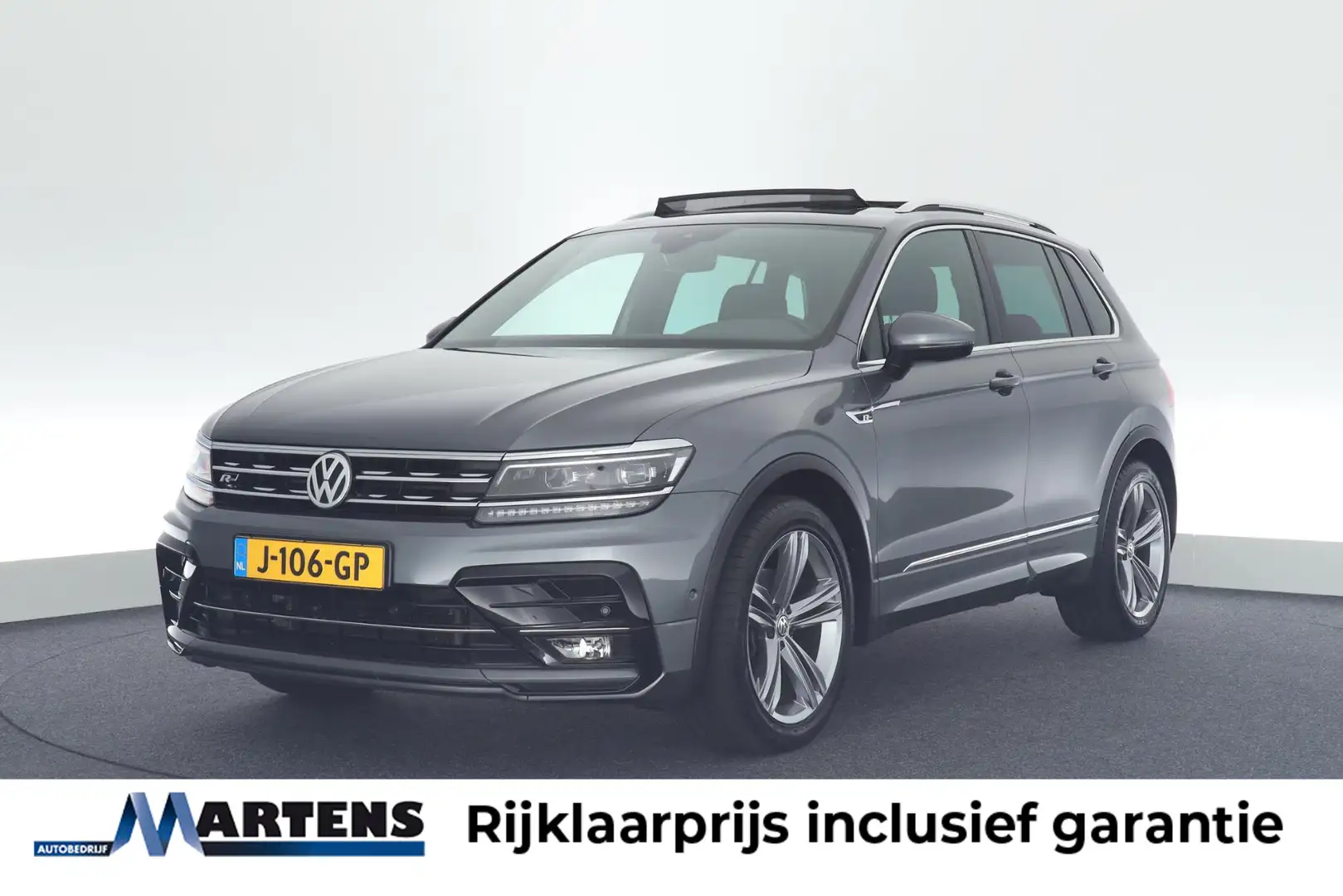 Volkswagen Tiguan 1.5 TSI 150pk DSG ACT R-Line Highline Trekhaak 360 Grijs - 1