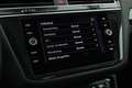 Volkswagen Tiguan 1.5 TSI 150pk DSG ACT R-Line Highline Trekhaak 360 Grijs - thumbnail 32