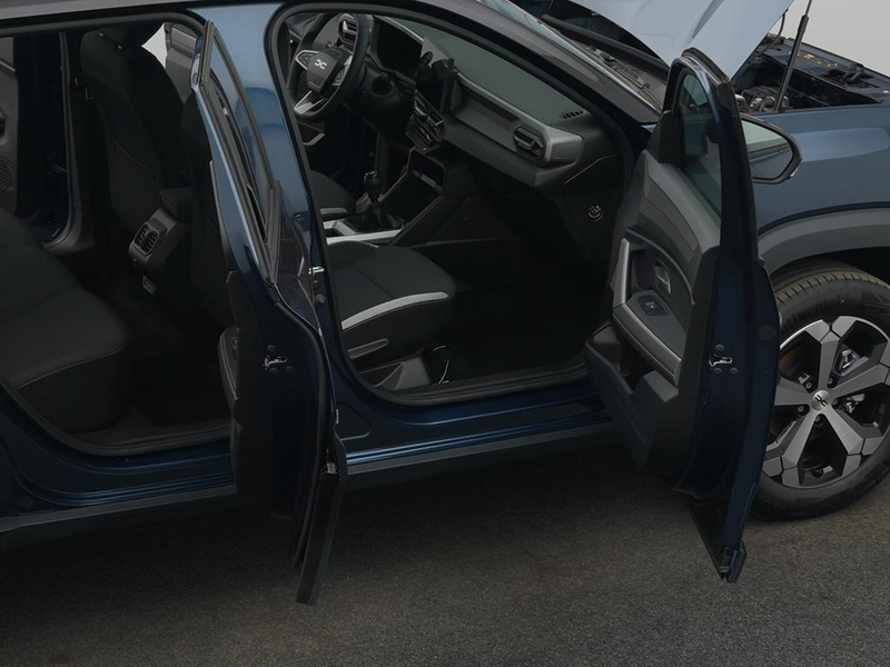 Dacia Bigster Journey mild hybrid 140 — photo 10