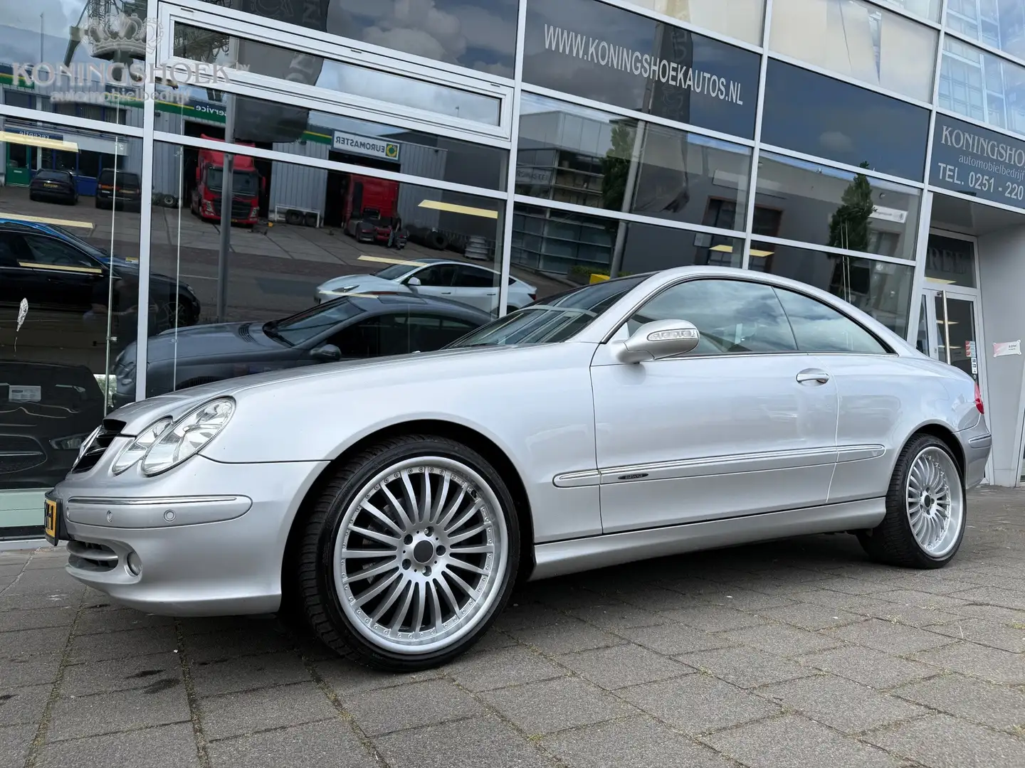 Mercedes-Benz CLK 240 Coupé Elegance Grau - 1