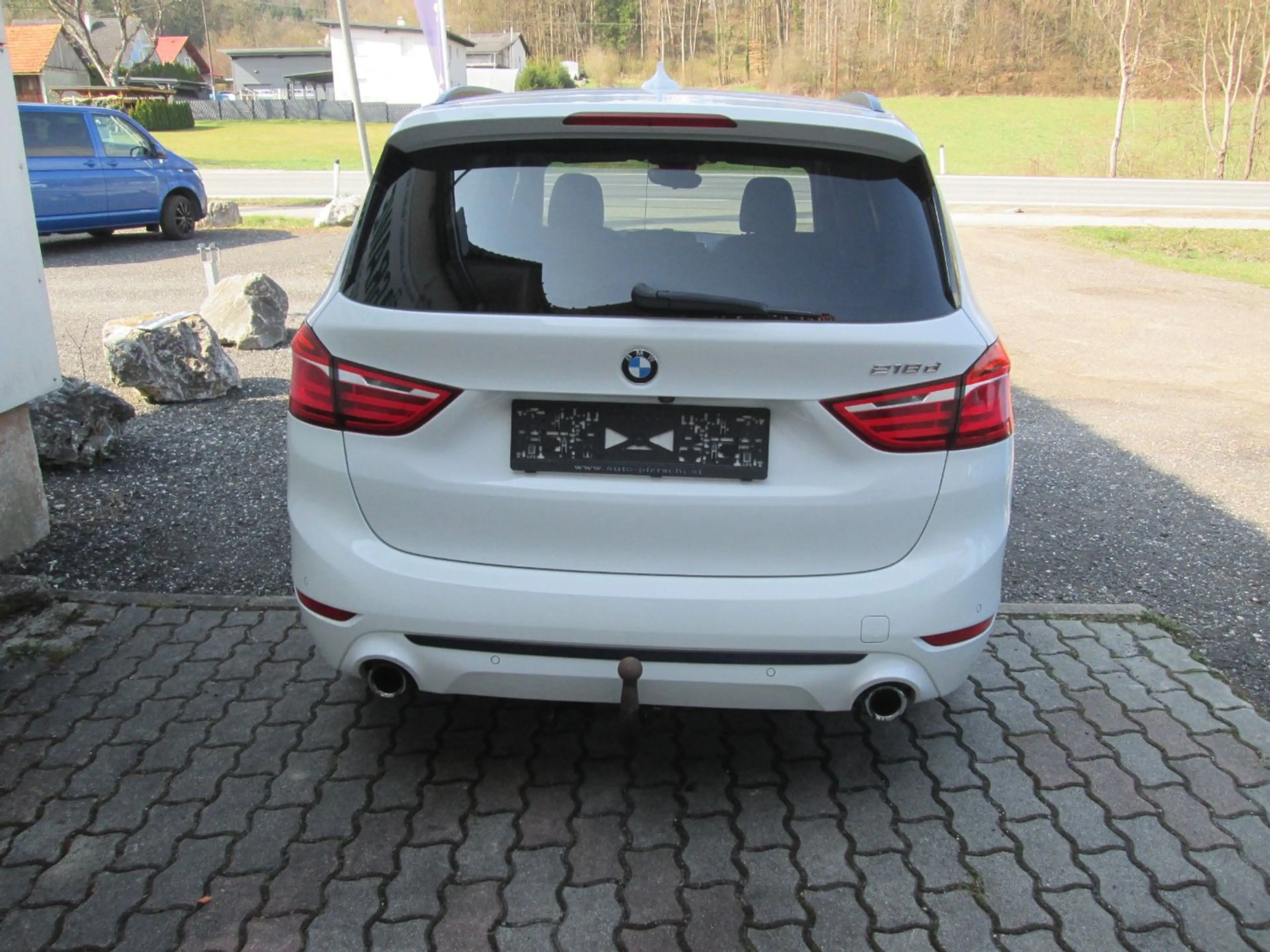 BMW 218 Gran Tourer - 218d Sport Line — photo 4